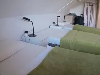 Julmodels Bedroom-D4's Live Sex Cam Show