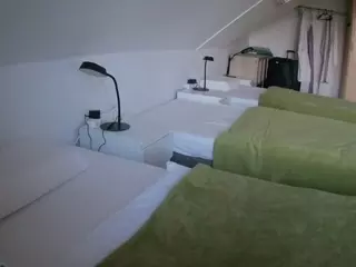 Julmodels Bedroom-D4's Live Sex Cam Show