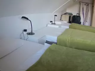 Julmodels Bedroom-D4's Live Sex Cam Show