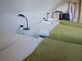 Julmodels Bedroom-D4's Live Sex Cam Show