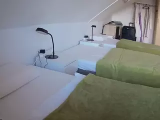 Julmodels Bedroom-D4's Live Sex Cam Show