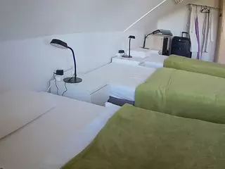 Julmodels Bedroom-D4's Live Sex Cam Show