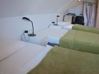Julmodels Bedroom-D4's Live Sex Cam Show