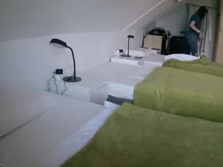 Julmodels Bedroom-D4's Live Sex Cam Show