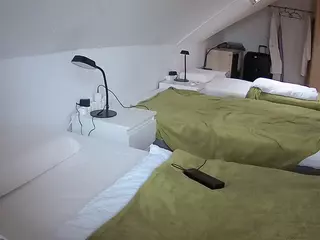 Julmodels Bedroom-D4's Live Sex Cam Show