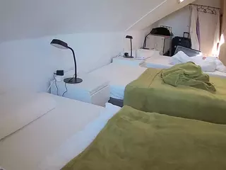 Julmodels Bedroom-D4's Live Sex Cam Show