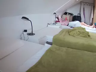 Julmodels Bedroom-D4's Live Sex Cam Show