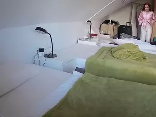 Julmodels Bedroom-D4's Live Sex Cam Show