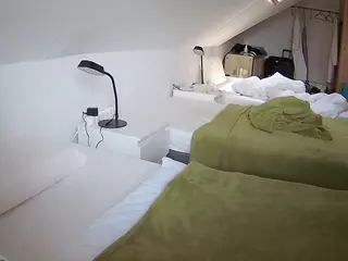 Julmodels Bedroom-D4's Live Sex Cam Show