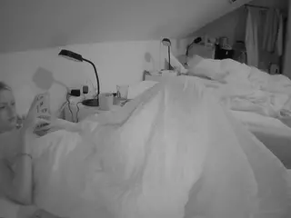Julmodels Bedroom-D4's Live Sex Cam Show