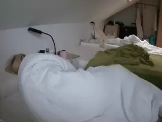 Julmodels Bedroom-D4's Live Sex Cam Show