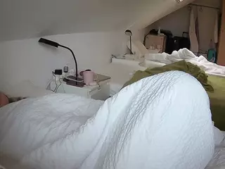 Julmodels Bedroom-D4's Live Sex Cam Show