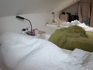 Julmodels Bedroom-D4's Live Sex Cam Show