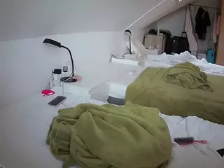 Julmodels Bedroom-D4's Live Sex Cam Show