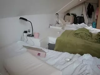 Julmodels Bedroom-D4's Live Sex Cam Show