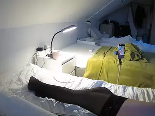 Julmodels Bedroom-D4's Live Sex Cam Show