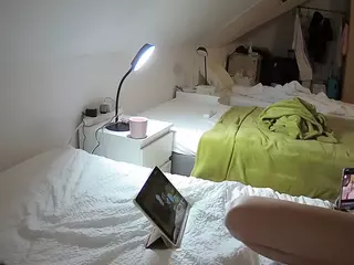 Julmodels Bedroom-D4's Live Sex Cam Show