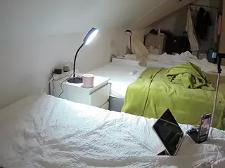 Julmodels Bedroom-D4's Live Sex Cam Show