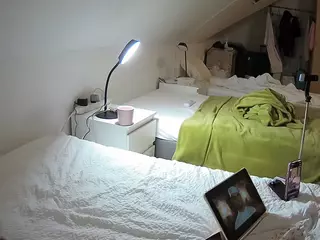 Julmodels Bedroom-D4's Live Sex Cam Show