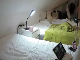 Julmodels Bedroom-D4's Live Sex Cam Show
