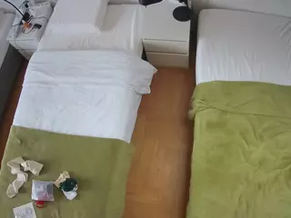 Julmodels Bedroom-D5's Live Sex Cam Show