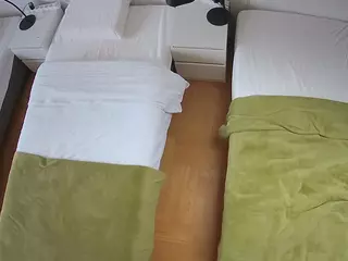Julmodels Bedroom-D5's Live Sex Cam Show