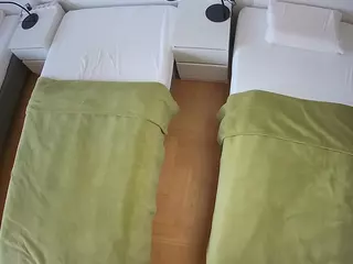 Julmodels Bedroom-D5's Live Sex Cam Show