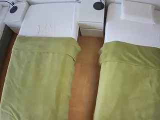 Julmodels Bedroom-D5's Live Sex Cam Show