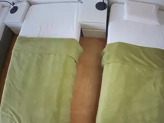 Julmodels Bedroom-D5's Live Sex Cam Show