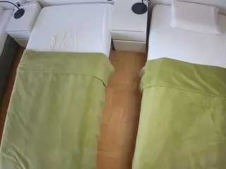 Julmodels Bedroom-D5's Live Sex Cam Show