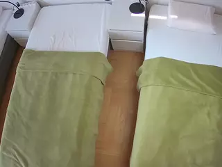 Julmodels Bedroom-D5's Live Sex Cam Show