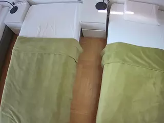 Julmodels Bedroom-D5's Live Sex Cam Show