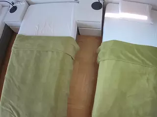 Julmodels Bedroom-D5's Live Sex Cam Show