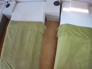 Julmodels Bedroom-D5's Live Sex Cam Show