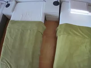 Julmodels Bedroom-D5's Live Sex Cam Show