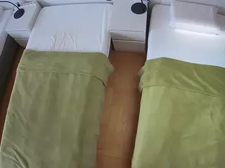Julmodels Bedroom-D5's Live Sex Cam Show