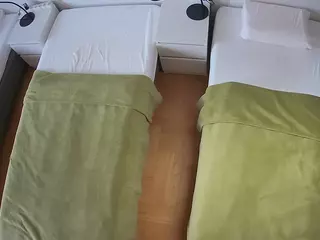 Julmodels Bedroom-D5's Live Sex Cam Show