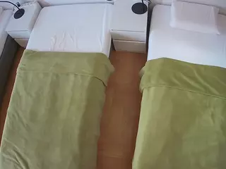 Julmodels Bedroom-D5's Live Sex Cam Show