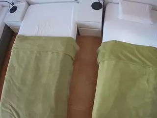 Julmodels Bedroom-D5's Live Sex Cam Show