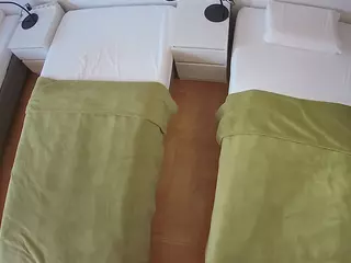 Julmodels Bedroom-D5's Live Sex Cam Show