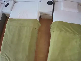 Julmodels Bedroom-D5's Live Sex Cam Show