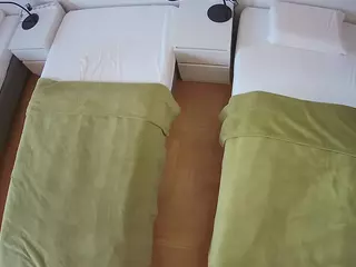 Julmodels Bedroom-D5's Live Sex Cam Show