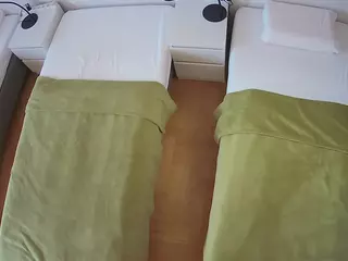 Julmodels Bedroom-D5's Live Sex Cam Show
