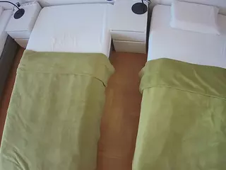 Julmodels Bedroom-D5's Live Sex Cam Show