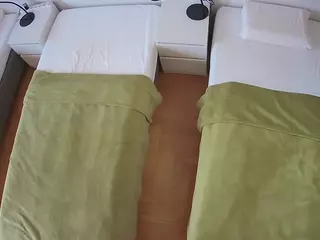 Julmodels Bedroom-D5's Live Sex Cam Show