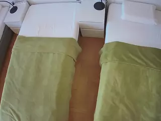 Julmodels Bedroom-D5's Live Sex Cam Show
