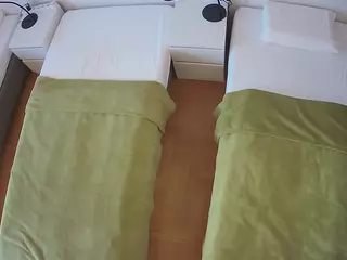 Julmodels Bedroom-D5's Live Sex Cam Show