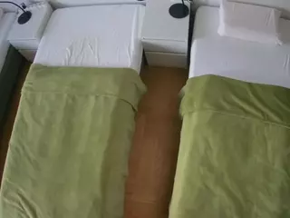 Julmodels Bedroom-D5's Live Sex Cam Show