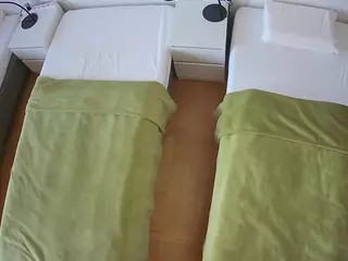 Julmodels Bedroom-D5's Live Sex Cam Show