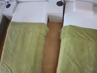 Julmodels Bedroom-D5's Live Sex Cam Show